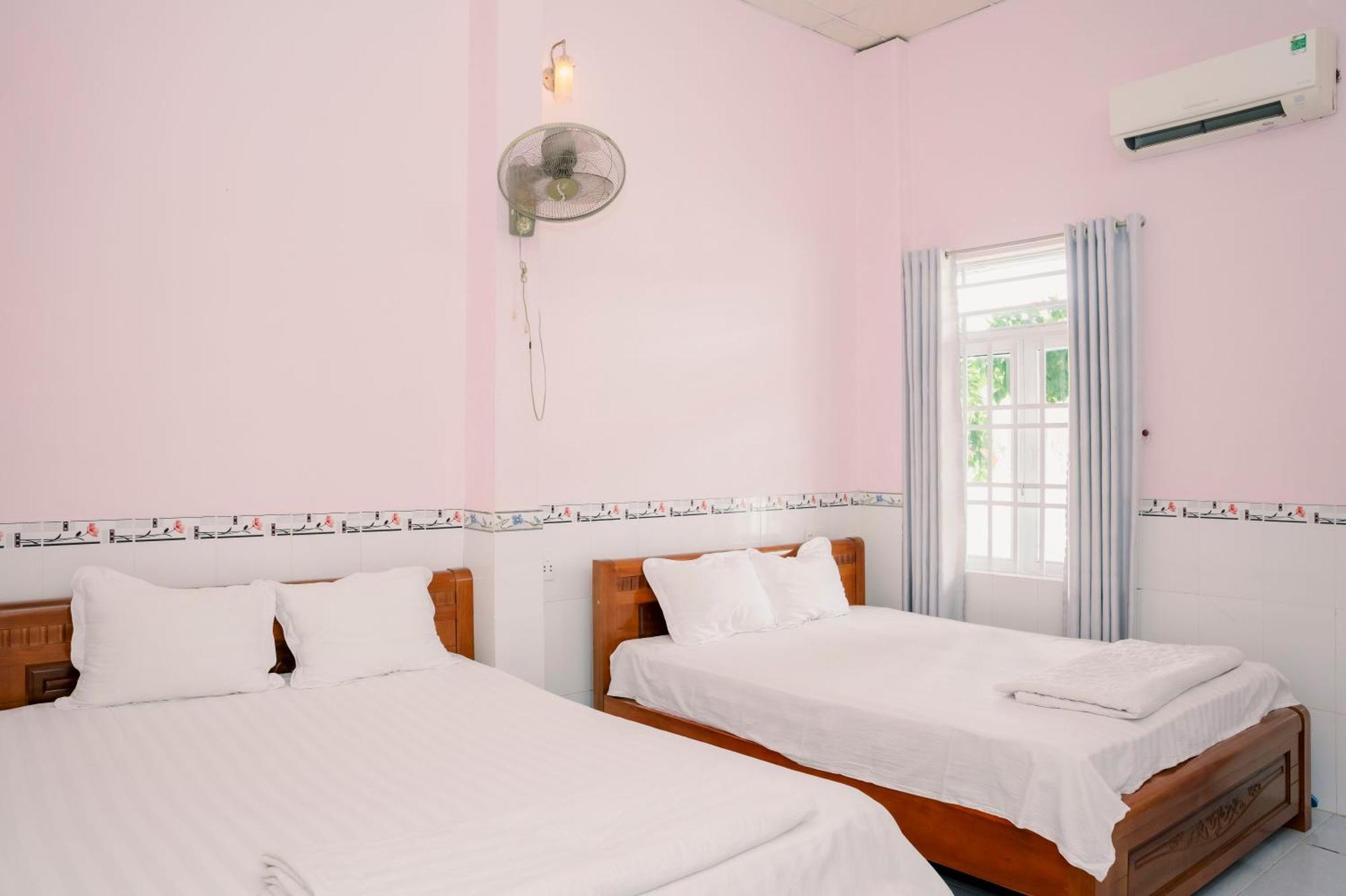 Phuong Tu Hostel Xuyen Moc Bagian luar foto