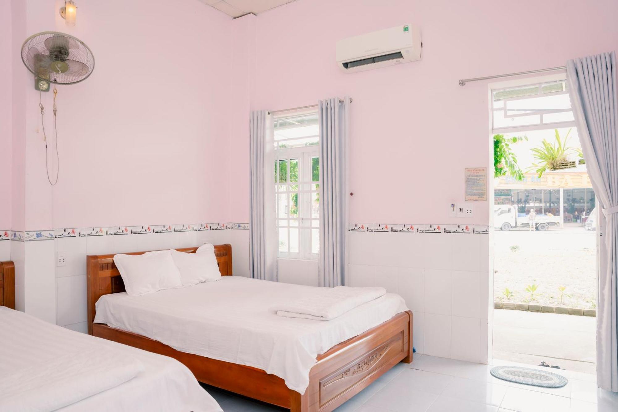 Phuong Tu Hostel Xuyen Moc Bagian luar foto