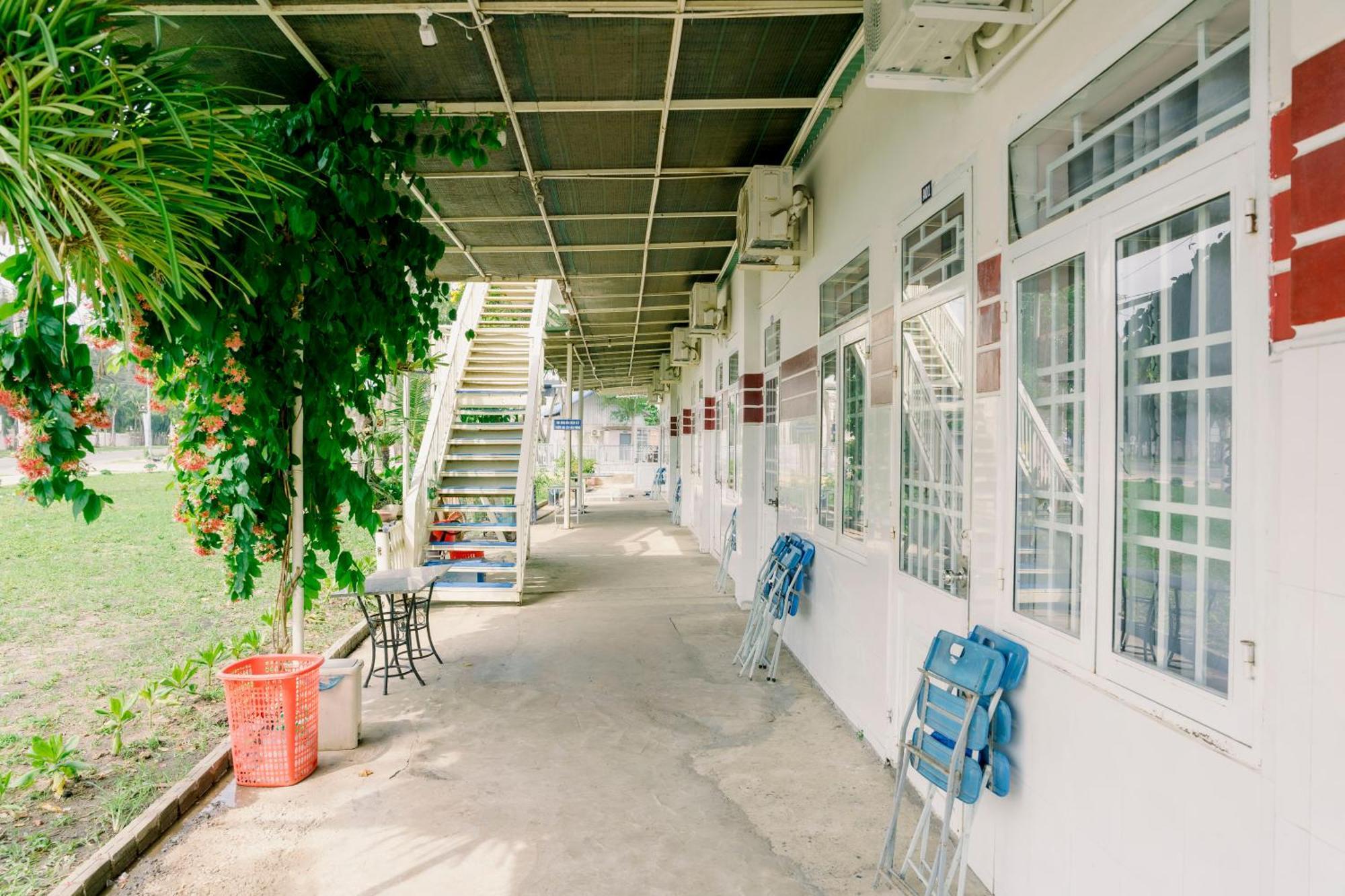 Phuong Tu Hostel Xuyen Moc Bagian luar foto